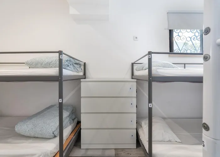 Blife Sun Hostel & Rooms